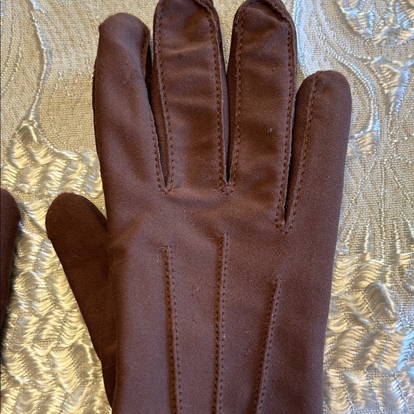 Isotoner Elegant Brown Women’s Gloves Nylon & Spandex; Soft Lining; Comfy & Warm - Picture 5 of 16
